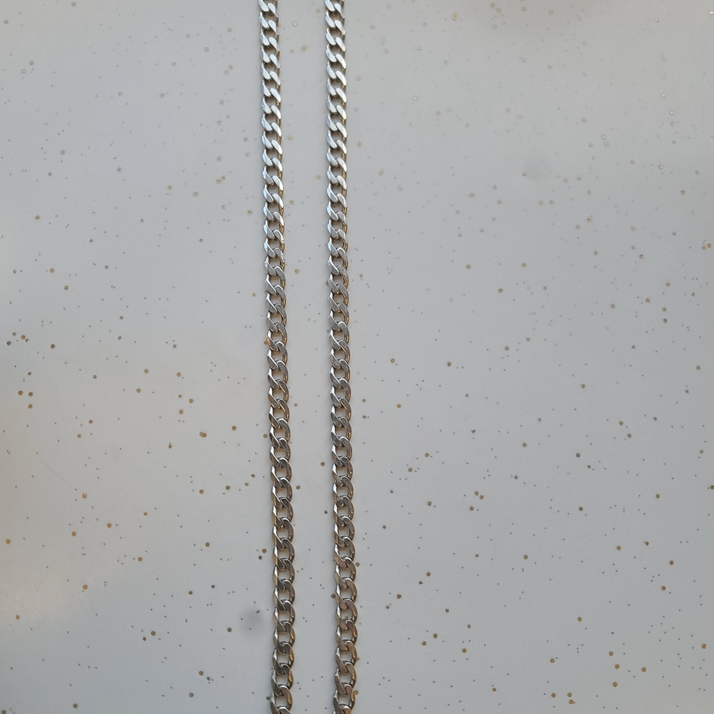 Silver Chain Necklace - Picture 2 of 4